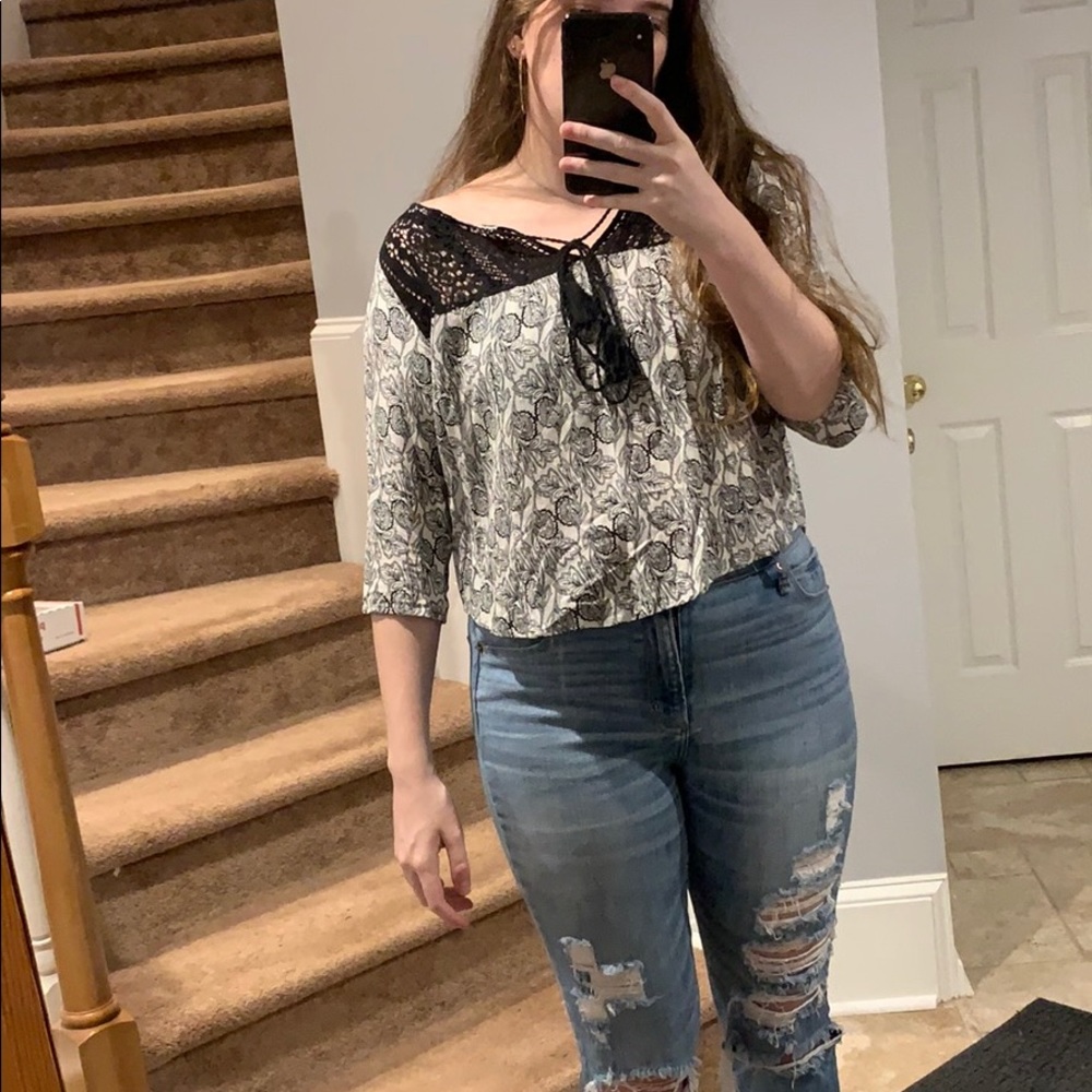 miss love - black and white blouse